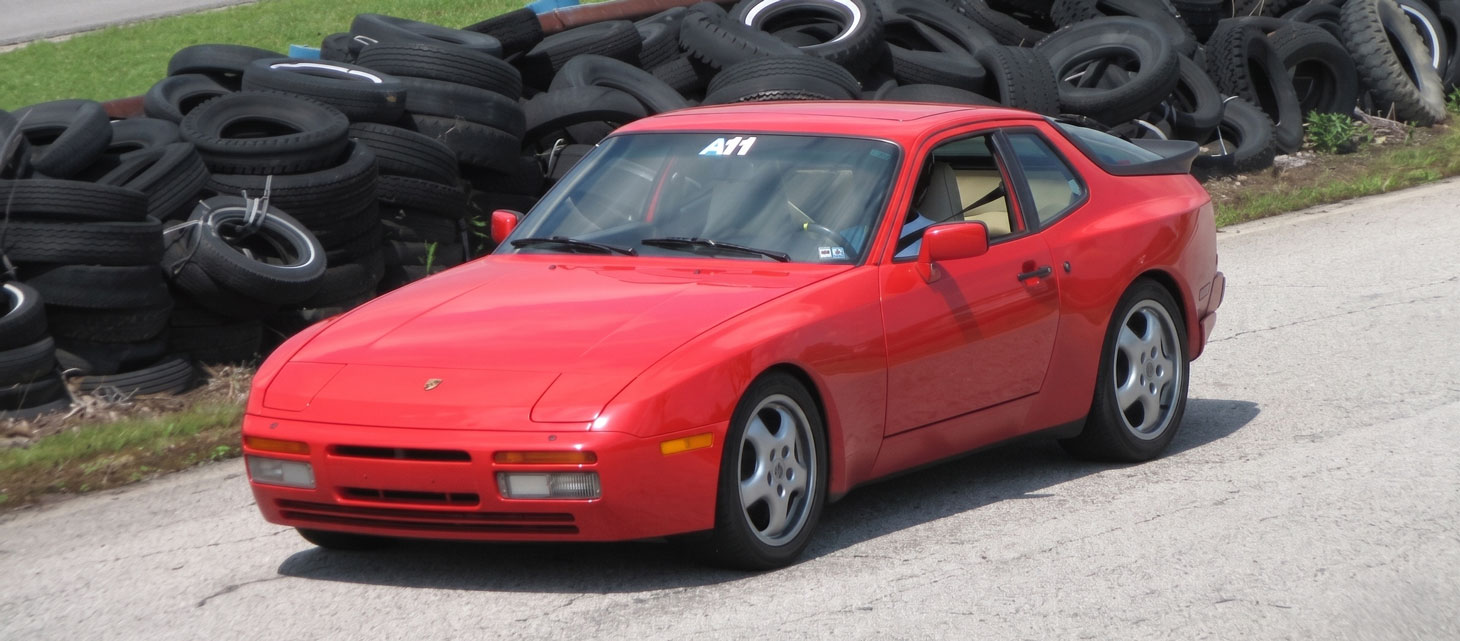 944s on track
